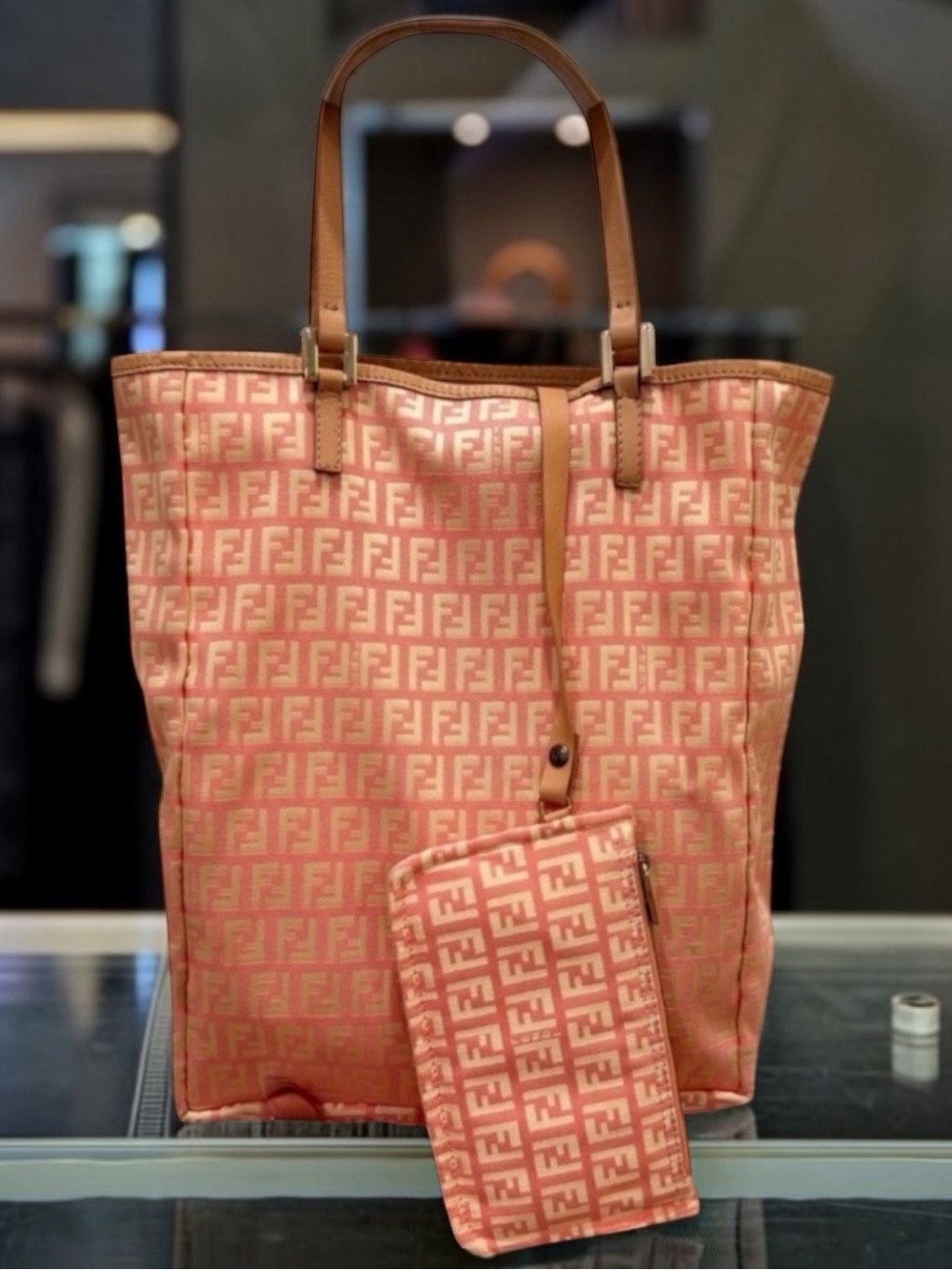 FENDI Zucchino Tote Pink + Baby Fendi attached Pouch❣️ Fendi LRG Dustie | COA